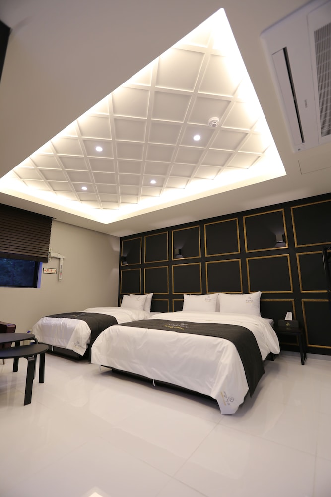 Hotel Leeds
