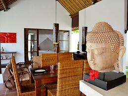Villa Candi Kecil Tiga by Villa Finder