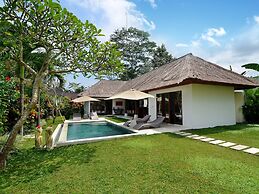 Villa Candi Kecil Tiga by Villa Finder