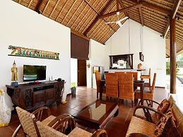 Villa Candi Kecil Tujuh by Villa Finder