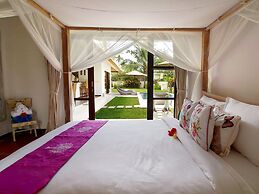 Villa Candi Kecil Tujuh by Villa Finder
