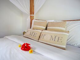 Villa Candi Kecil Tujuh by Villa Finder