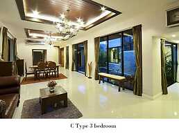 Natcha Pool Villa Pattaya
