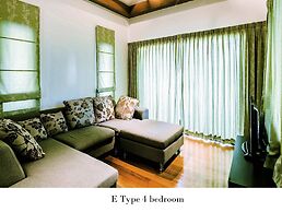 Natcha Pool Villa Pattaya