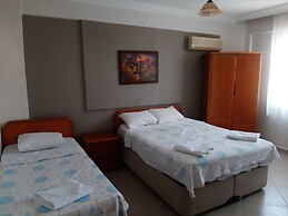 Everest Apart Hotel