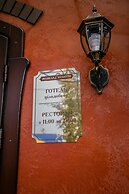 Aristocrat Hotel