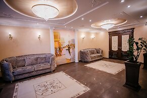 Aristocrat Hotel