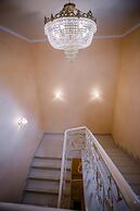 Aristocrat Hotel