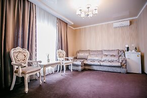 Aristocrat Hotel