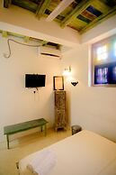 Antic Guesthouse