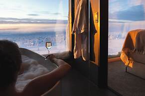 Star Arctic Hotel & Activities