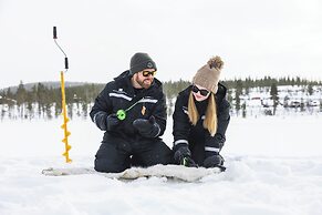 Star Arctic Hotel & Activities