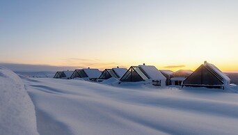 Star Arctic Hotel & Activities