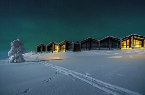 Star Arctic Hotel & Activities