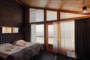 Star Arctic Hotel & Activities