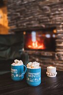 Star Arctic Hotel & Activities