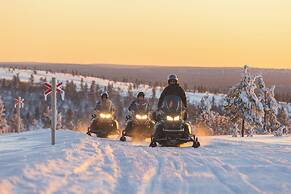 Star Arctic Hotel & Activities