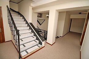 villa old sololaki