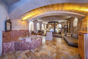 Eyes Of Cappadocia Cave Hotel