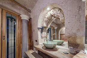 Eyes Of Cappadocia Cave Hotel