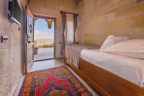 Eyes Of Cappadocia Cave Hotel
