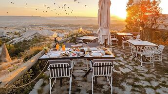 Eyes Of Cappadocia Cave Hotel