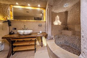 Eyes Of Cappadocia Cave Hotel