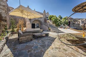 Eyes Of Cappadocia Cave Hotel