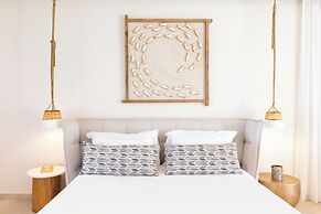 18 Grapes Hotel