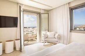 18 Grapes Hotel