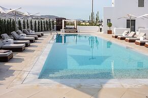 18 Grapes Hotel