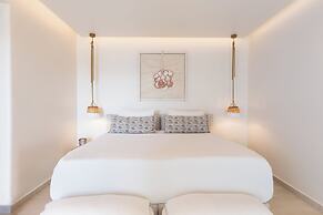 18 Grapes Hotel