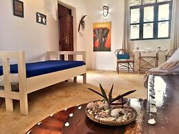 Moonshine Villa