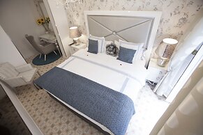 Hostal Boutique Palace - Adults Only