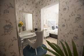 Hostal Boutique Palace - Adults Only