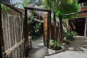 La Maison Eco House & Rooms