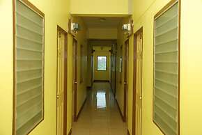 Nuttasit Apartment