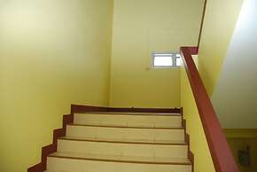Nuttasit Apartment