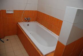 Nuttasit Apartment