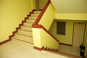 Nuttasit Apartment