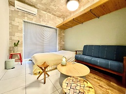365BASE outdoor hostel
