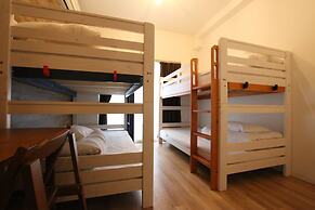 365BASE outdoor hostel