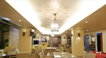 Best City Hotel