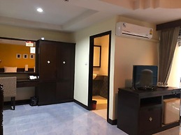 J Hotel