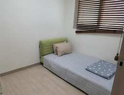 Woong House