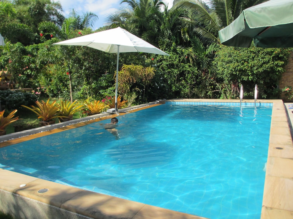 Real Relax Resort & Beauty Massage
