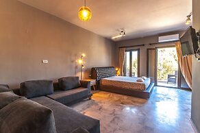Minoos Hotel