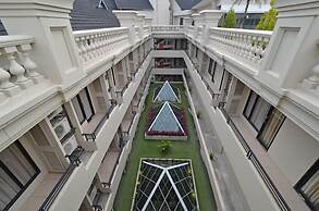 The Axana Hotel