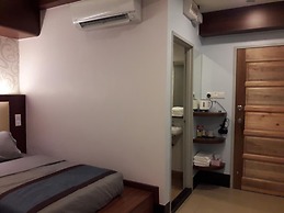 De Benz Inn