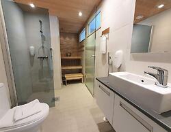 Levi Suites Levi Gold